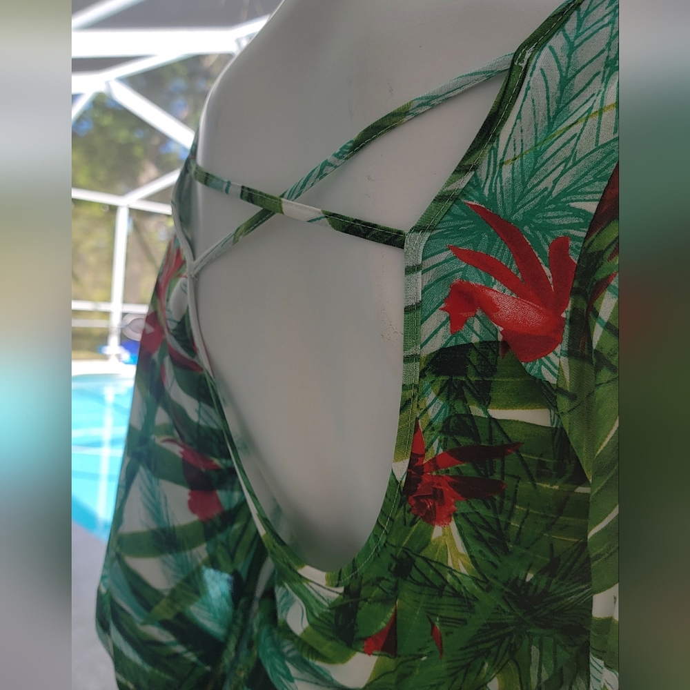 Viscose Made in Brazil green Tropical print dress size Medium - Picture 8 of 11